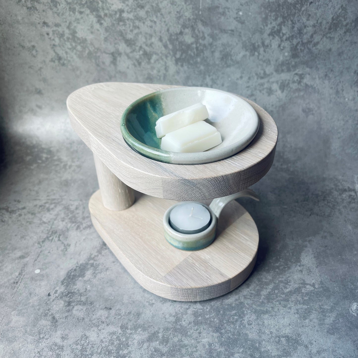 The Teardrop Oak Wax Melt Burner